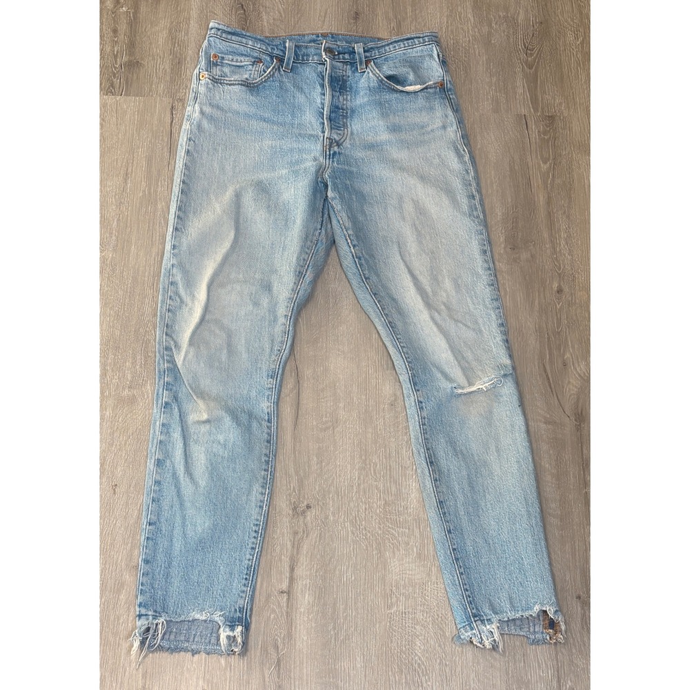 Levis 501 Skinny Jeans Light Wash Distressed Step Hem Button Fly W28 L28 Big E